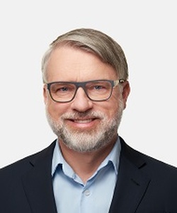 Adv. Dr. Rafał Kos, LL.M.